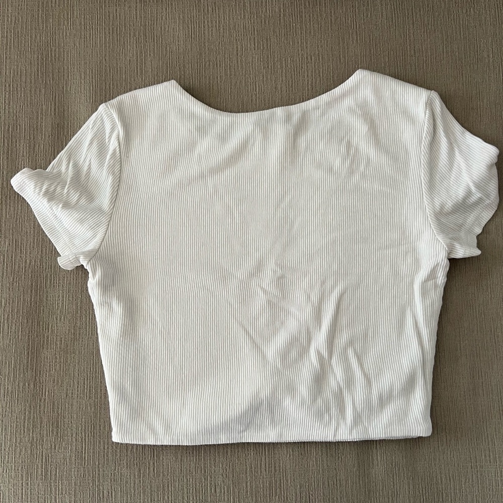 Superdown Laia Cropped White Tee View 4